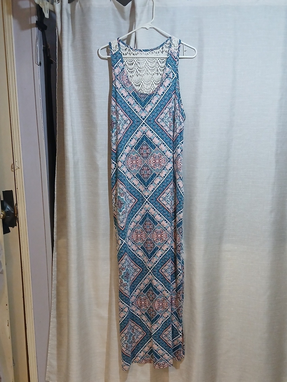 Crochet-Back Printed Maxi Dress in Teal and Pink